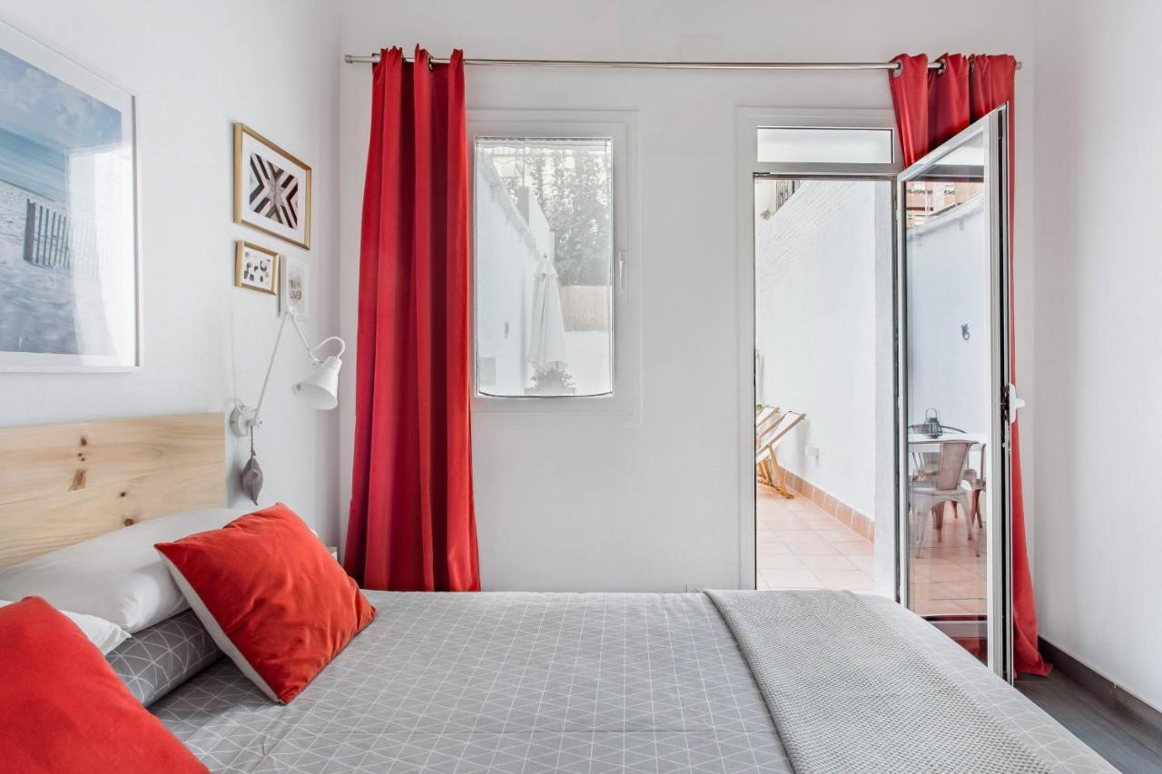 Stylish Apartment With Terrace For Couple Or Family Барселона Экстерьер фото
