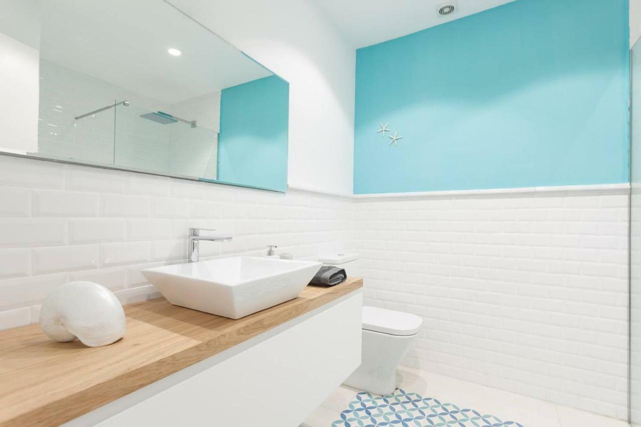 Stylish Apartment With Terrace For Couple Or Family Барселона Экстерьер фото